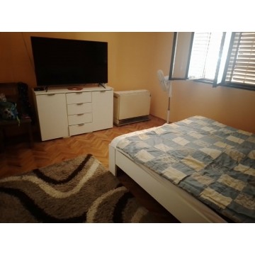 Podgorica - 320 m2 Land - 84 m2 House